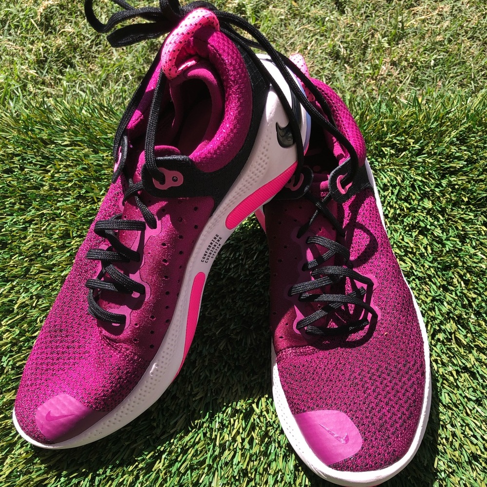 Women’s Nike Joyride Run Flyknit Running shoes 8.5